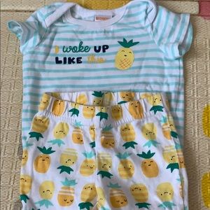 Pineapple matching set